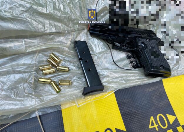 Traficant de arme, polițiștii din cadrul Serviciului Arme, Explozivi și Substanțe Periculoase, sprijiniți de polițiști din cadrul Poliției Orașului Fieni