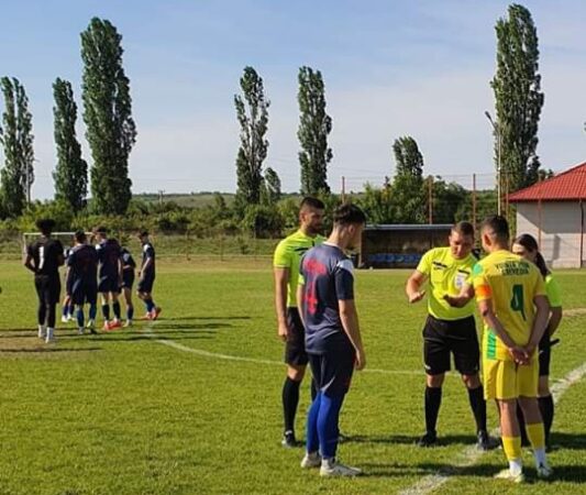În urma neînscrierii echipelor Străjerii Răzvad și Unirea Bucșani, Liga 4 se reconfigurează cu Voința Tătărani și AS Dragomirești În urma neînscrierii echipelor ACS Străjerii Răzvad și ACS Unirea Bucșani, Liga 4 va fi completată de alte două cluburi.