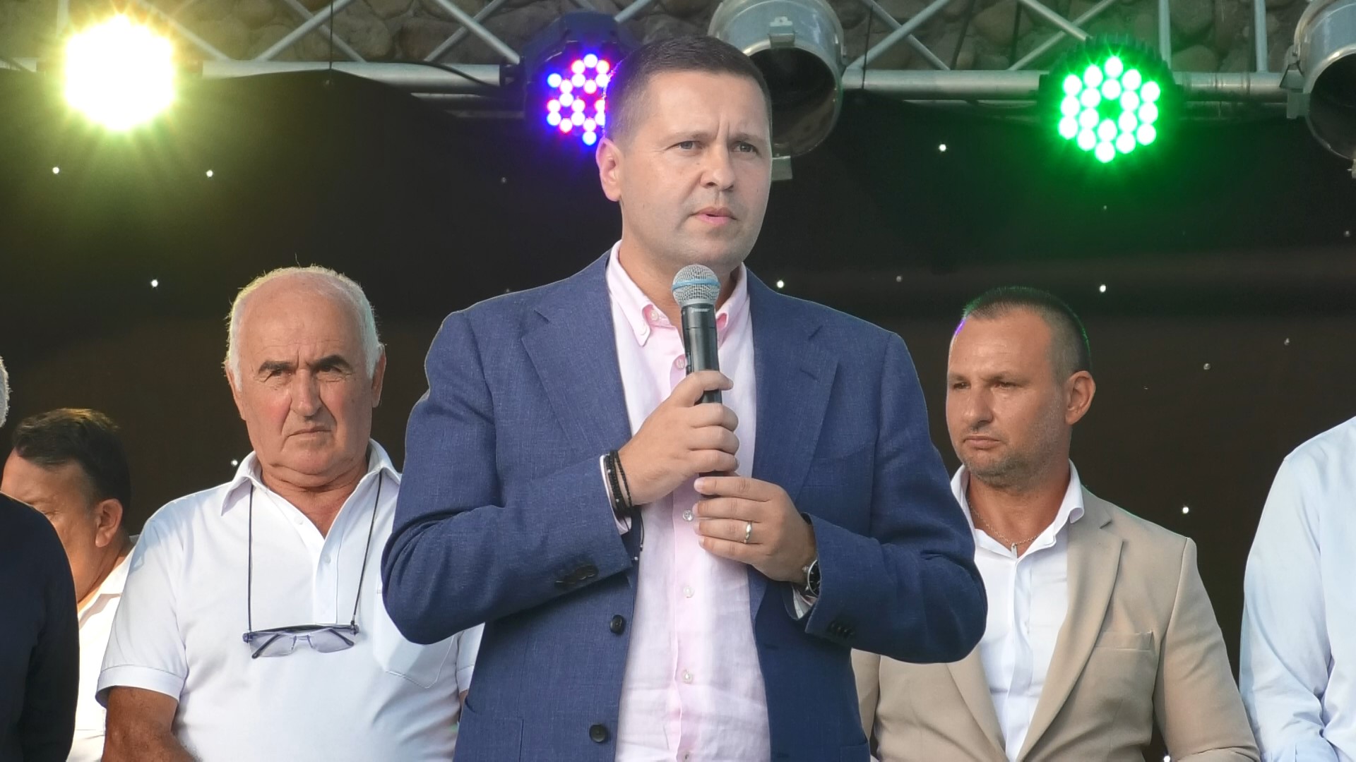Astăzi, în comuna Doicești, a avut loc o sărbătoare deosebită, care a adunat întreaga comunitate în Parcul Mateiaș Brâncoveanu.