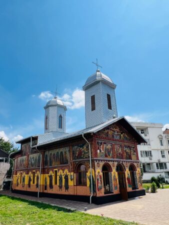 Sfințirea Bisericii Parohiei "Izvorul Tămăduirii" va avea loc pe 1 septembrie 2024, în prezența  Înaltpreasfințitului Părinte Arhiepiscop și Mitropolit Nifon.