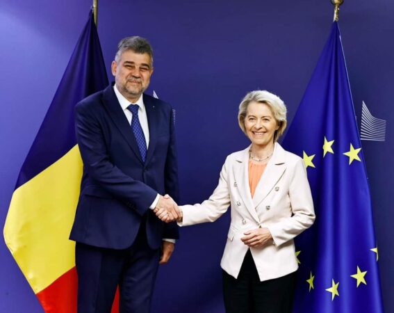 Premierul Marcel Ciolacu a discutat cu președinta Comisiei Europene despre implementarea PNRR și nominalizarea comisarului european Premierul României, Marcel Ciolacu, în urma unei discuții constructive cu președinta Comisiei Europene, Ursula von der Leyen, a subliniat prioritățile viitoarei