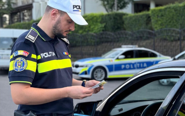 Șoferi sub influența alcoolului, depistați în trafic de polițiștii dâmbovițeni Șoferi sub influența alcoolului, depistați în trafic de polițiștii dâmbovițeni, în această dimineață, 10 august, polițiștii din cadrul Biroului Rutier