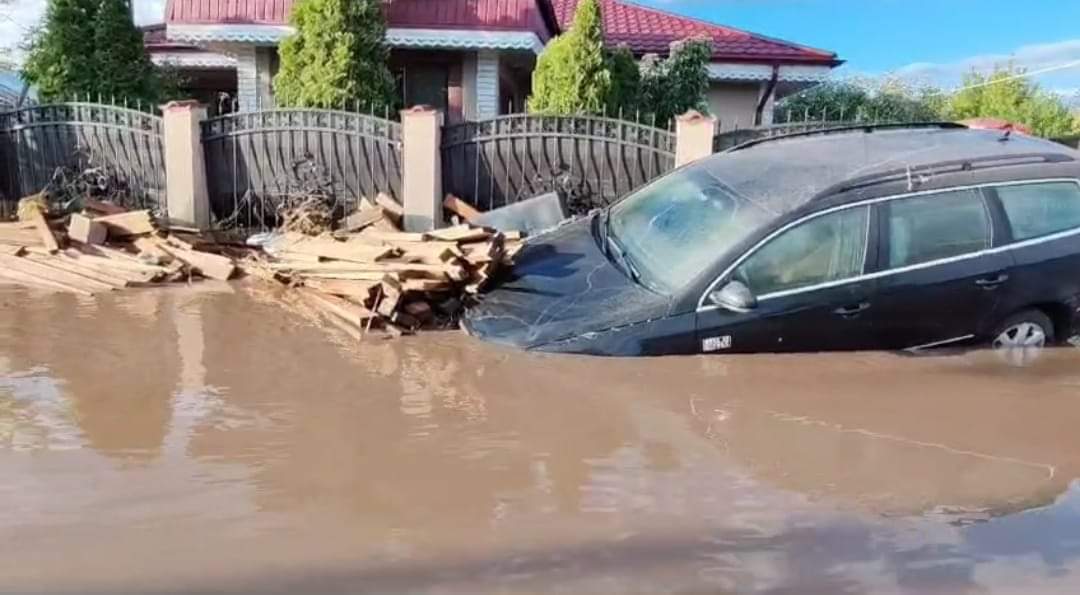 PERICOLUL NU A TRECUT, ANM A EMIS NOI AVERTIZĂRI METEOROLOGICE : AVERTIZARE METEO COD PORTOCALIU DE PLOI ÎN DELTA DUNĂRII