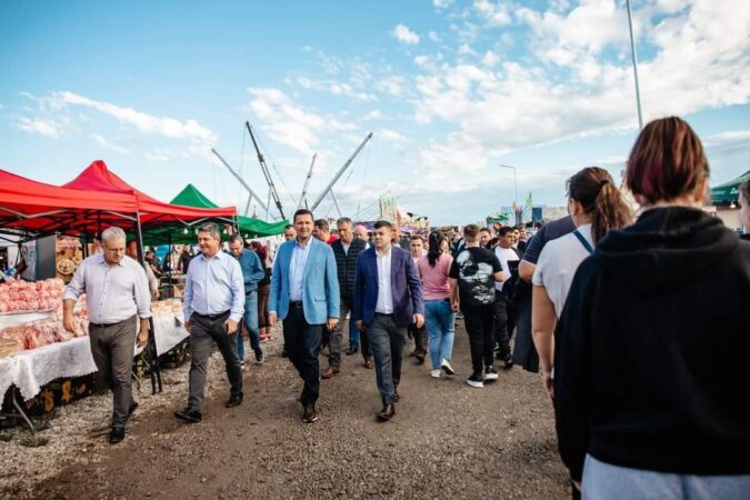 Echipa PSD Dâmbovița, condusă de președintele Corneliu Ștefan, a fost prezentă în mijlocul comunităților de la Titu și I.L. Caragiale