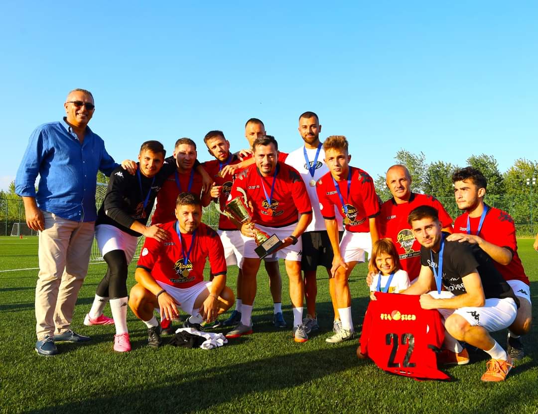 Cupa Cartierelor, competiție organizată de Primăria Târgoviște, de Zilele Cetății, are o nouă campioană, campioana este echipa Centru