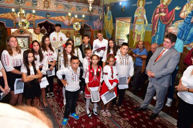 O zi binecuvântată la Hramul Bisericii „Nașterea Maicii Domnului” din Colacu O zi binecuvântată la Hramul Bisericii "Nașterea Maicii Domnului" din Colacu, întreaga comunitate având alături și pe primarul Marius Caravețeanu
