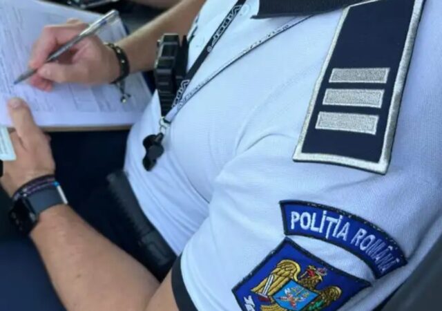 Razie pe drumurile din Dâmbovița Razie pe drumurile din Dâmbovița, polițiștii din cadrul Inspectoratului de Poliție Județean Dâmbovița au acționat
