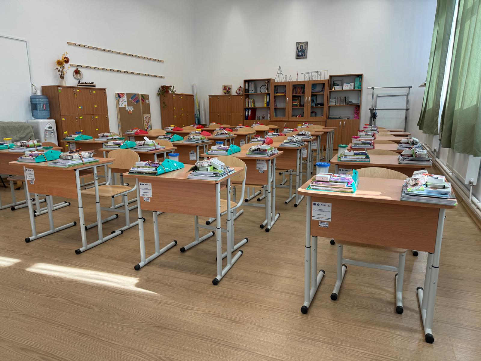 Primăria Răzvad a pregătit un început de școală generos pentru elevii și preșcolarii din comunitatea locală. Fiecare copil va primi un pachet