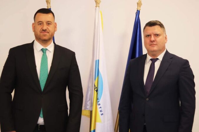 Acord de parteneriat strategic între Universitatea Valahia și Parcul Industrial Moreni Acord de parteneriat strategic între Universitatea Valahia și Parcul Industrial Moreni pentru implementarea de proiecte comune și îmbunătățirea calității învățământului universitar.