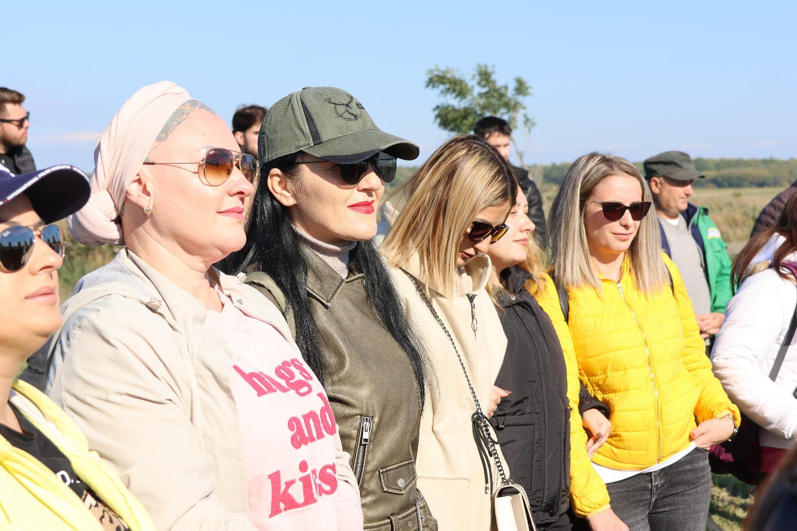 „Adoptă un km” - O inițiativă de succes pentru un mediu curat în orașul Răcari, o acțiune dedicată curățării și protejării mediului înconjurător, sub motto-ul „Mediul curat e treaba noastră!”.