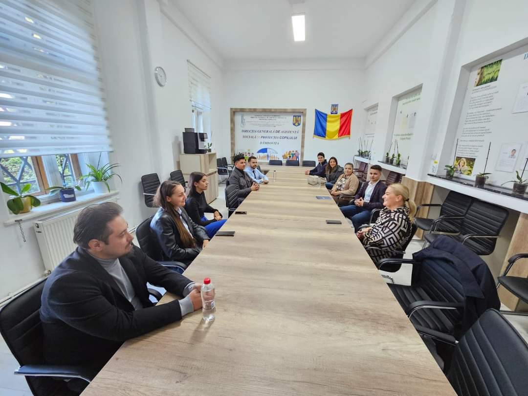 CJ Dâmbovița: Internship pentru tineri, oportunități de viitor