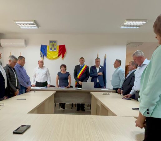 Comuna Malu cu Flori a fost astăzi gazda unei ceremonii deosebite, în cadrul căreia s-a constituit noul Consiliu Local și s-a marcat