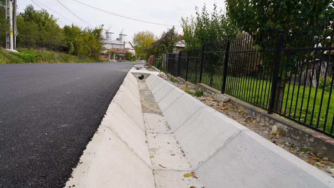 Infrastructura județeană în transformare: CJ Dâmbovița lucrează la modernizarea drumurilor județene 720C Gura Ocniței – Ocnița și 720A Gura Ocniței