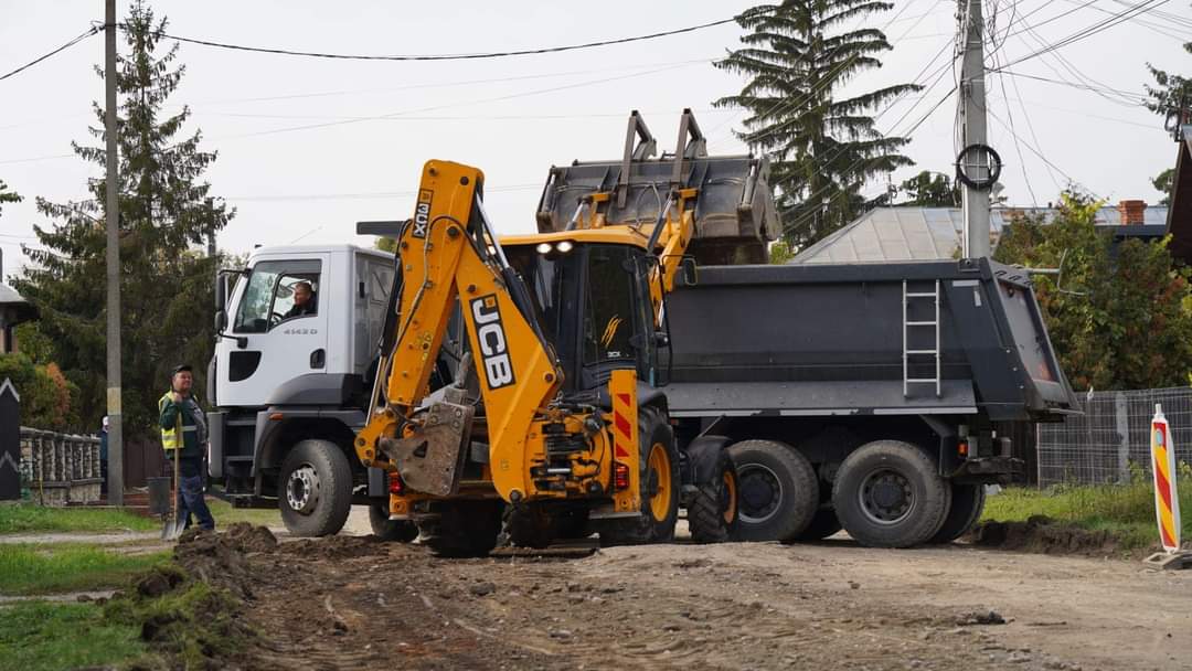 Infrastructura județeană în transformare: CJ Dâmbovița lucrează la modernizarea drumurilor  județene 720C Gura Ocniței – Ocnița și 720A Gura Ocniței