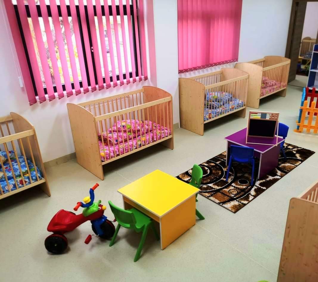 Începând cu 1 octombrie 2024, valoarea tichetului de creșă va crește la 660 de lei, conform unui proiect al Ministerului Muncii.