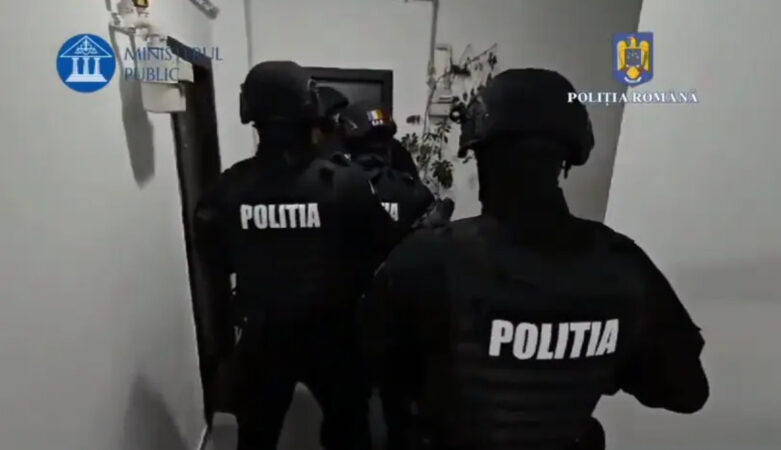 OPERAȚIUNEA JUPITER ESTE ÎN DESFĂȘURARE la Găești, Mătăsaru, Crângurile, Ludești, Cobia, Corbii Mari și Potlogi. VIDEO OPERAȚIUNEA JUPITER ESTE ÎN DESFĂȘURARE la Găești, Mătăsaru, Crângurile, Ludești, Cobia, Corbii Mari și Potlogi