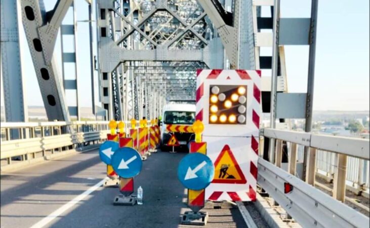 Lucrări de reparații pe Podul de la Giurgiu: Trafic restricționat pentru o perioadă nedeterminată Lucrări de reparații pe Podul de la Giurgiu: Trafic restricționat pentru o perioadă nedeterminată.