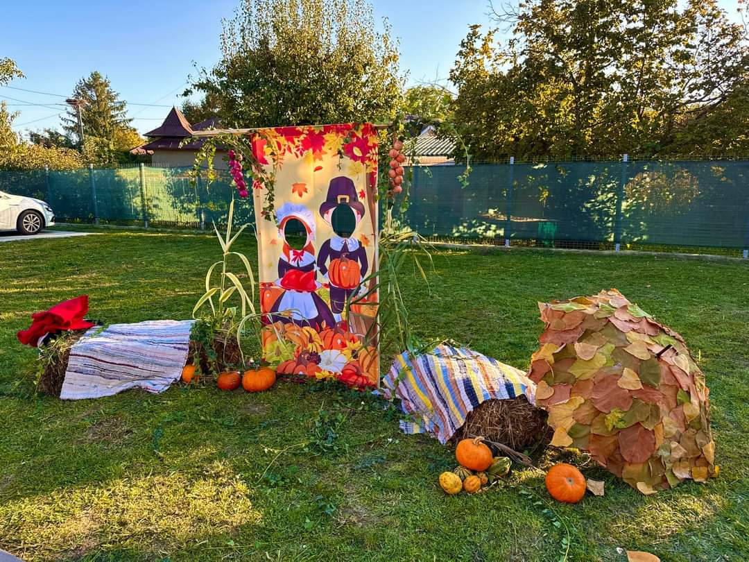 O sărbătoare a comunității și creativității la Grădinițele din Răzvad și Valea Voievozilor-Târgul de Toamnă.