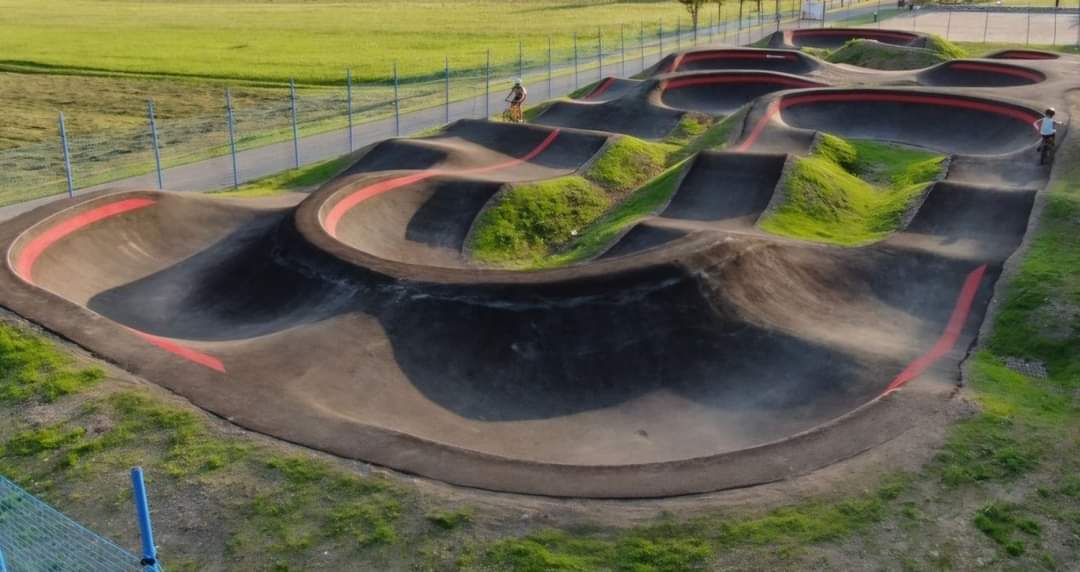 La Târgoviște, o nouă investiție ce va aduce bucuriei pentru pasionații de skate, rolling și ciclism urban, în urma unei decizii a Consiliului Local.