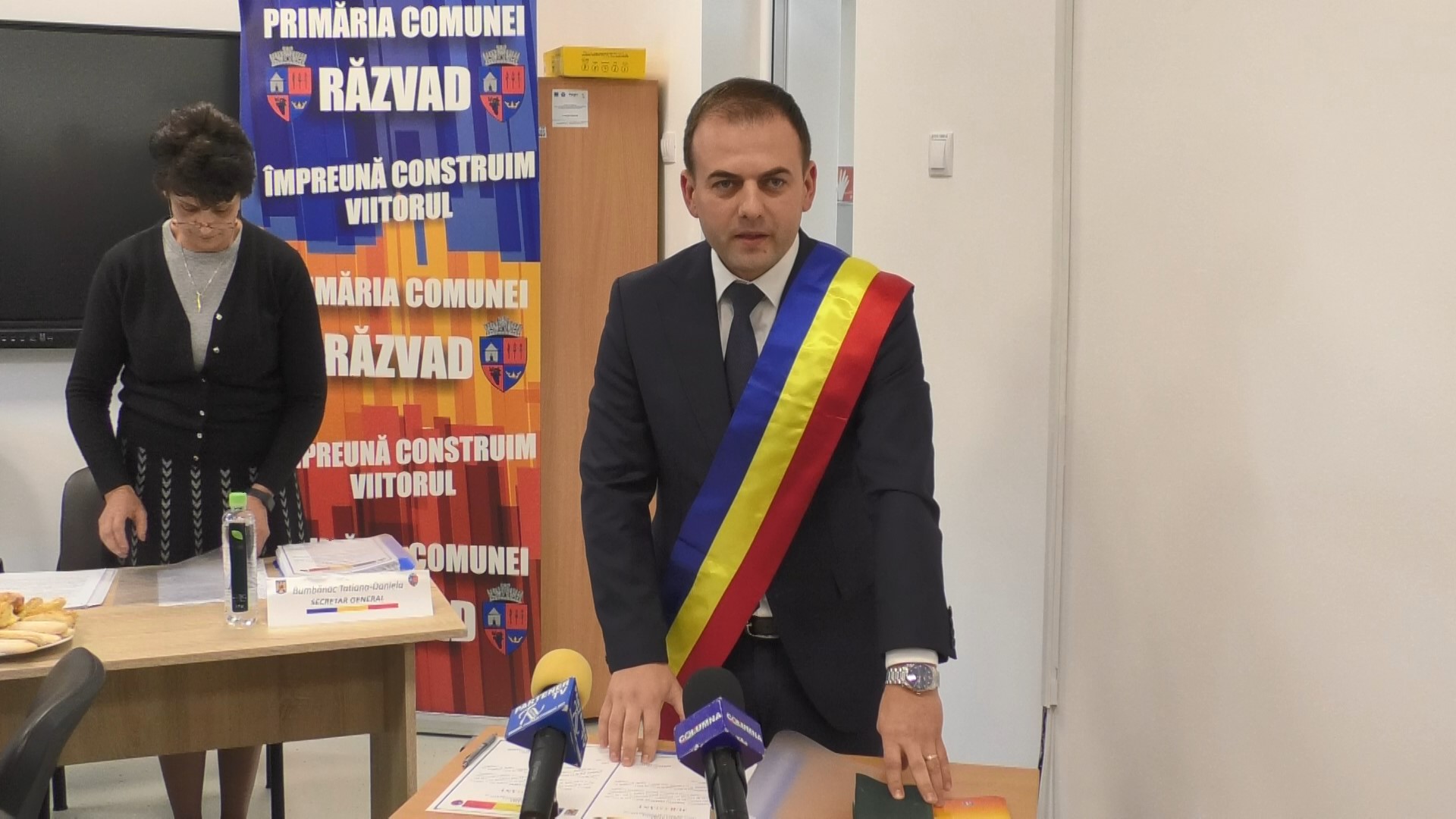 Emanuel Spătaru și-a început al treilea mandat de primar al comunei Răzvad, prin depunerea jurământului într-o ceremonie solemnă desfășurată î