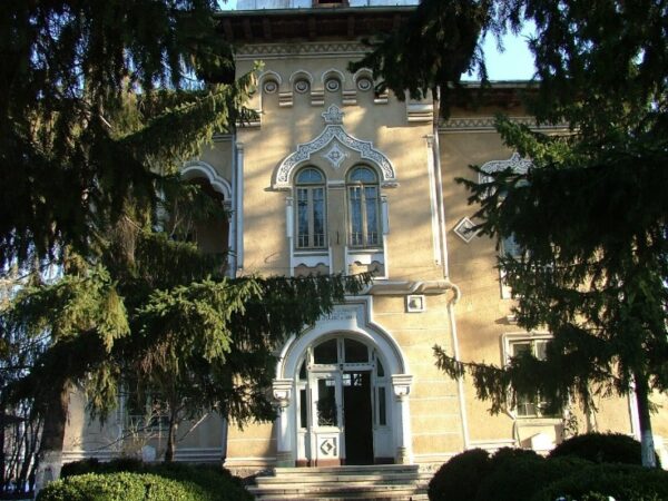Investiții majore în infrastructura Jandarmeriei Dâmbovița, printr-un proiect finanțat de Banca Mondială și Guvernul României Investiții majore în infrastructura Jandarmeriei Dâmbovița care va beneficia de lucrări de consolidare și modernizare