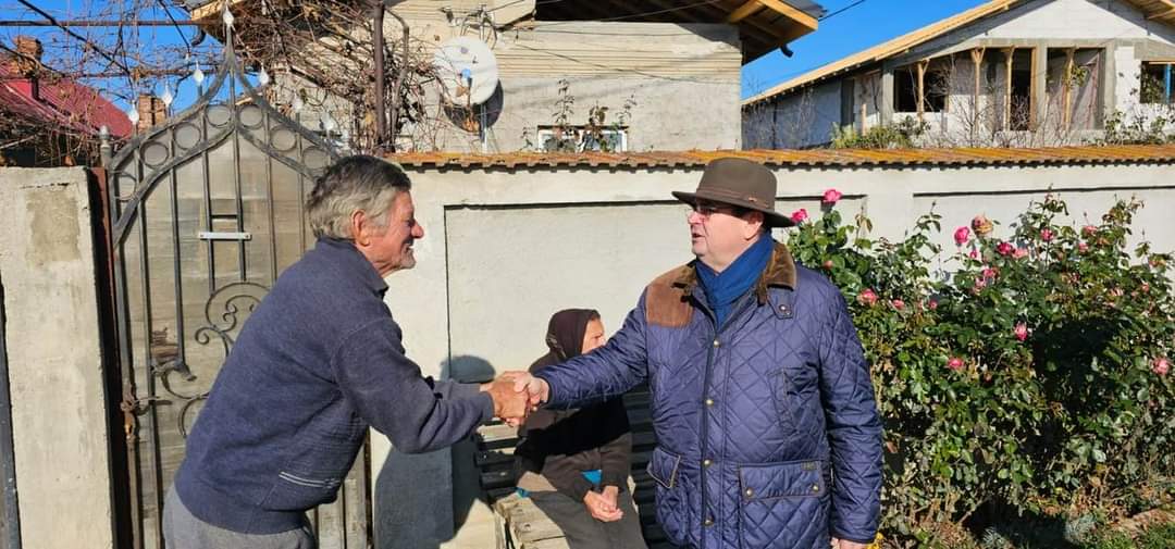 Primarul orașului Răcari, Marius Caravețeanu, a lansat un mesaj puternic după rezultatele recente ale alegerilor, subliniind lecțiile învățate