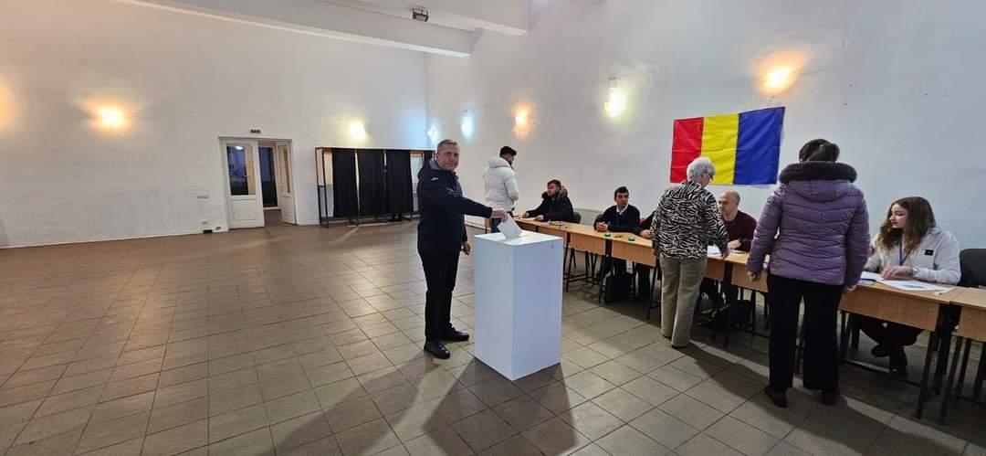 DÂMBOVIȚA VOTEAZĂ: Sunt așteptați la vot 415.987 de dâmbovițeni,cetățenii din județul Dâmbovița vor avea ocazia să își exprime opțiunea în cadrul alegerilor prezidențiale. 