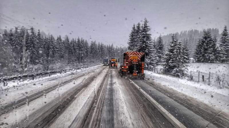 VREME CAPRICIOASĂ pe parcursul zilei de astăzi, cerul va fi predominant noros în mare parte din țară