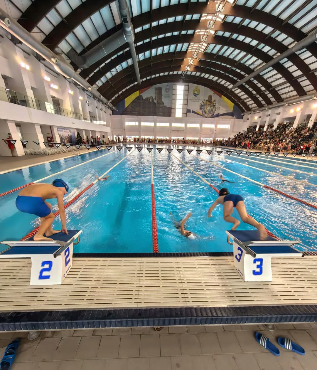 Cupa Moș Crăciun la Înot, o sărbătoare a sportului și comunității, cu susținerea Primăriei Târgoviște care a adus, în acest an