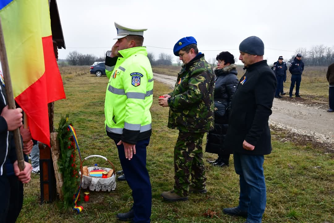 Marșul Tricolorului în Ghimpați: Un omagiu emoționant pentru eroii României.