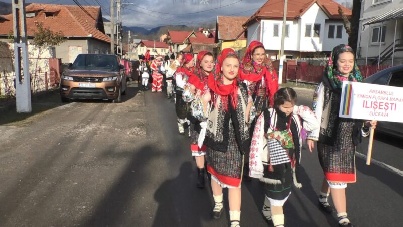 Festivalul Colindelor la Moroeni: O sărbătoare de neuitat a tradițiilor românești.VIDEO Festivalul Colindelor la Moroeni, comuna dâmbovițeană decla poalele munților Bucegi a fost în acest an locul în care tradițiile românești au prins