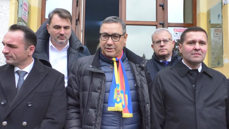 Victor Ponta, alături de liderii locali, a votat pentru un viitor mai bun în Dâmbovița. VIDEO