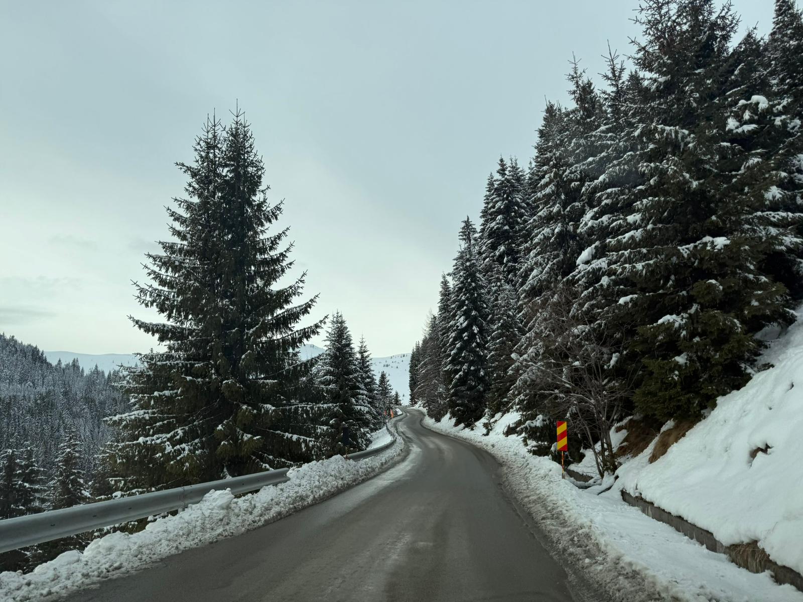 Atenție turiști! Informații utile pentru călătoriile în zona montană Padina-Peștera.