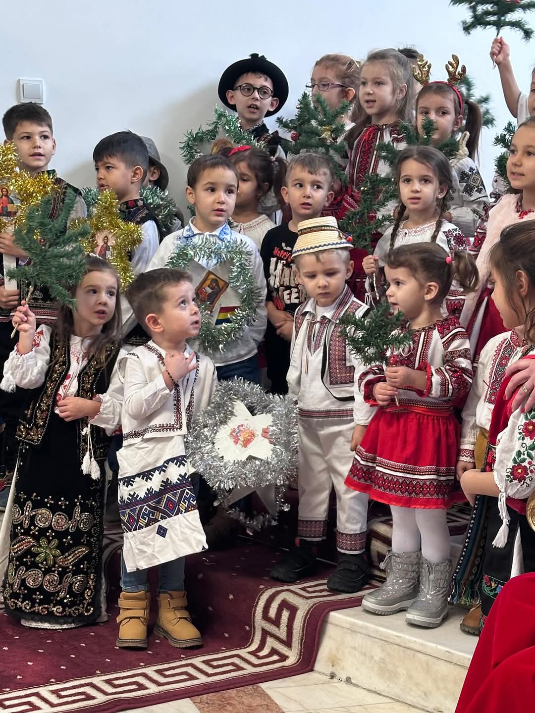„Alaiul Colindelor” la Consiliul Județean Dâmbovița.
