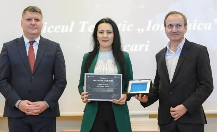 Liceul Teoretic „Ion Ghica” Răcari, distins cu Diploma de Excelență la Gala Educației 2024 Liceul Teoretic "Ion Ghica" din Răcari a strălucit pe scena prestigioasei Gale a Educației 2024, organizată de Universitatea Valahia din Târgoviște