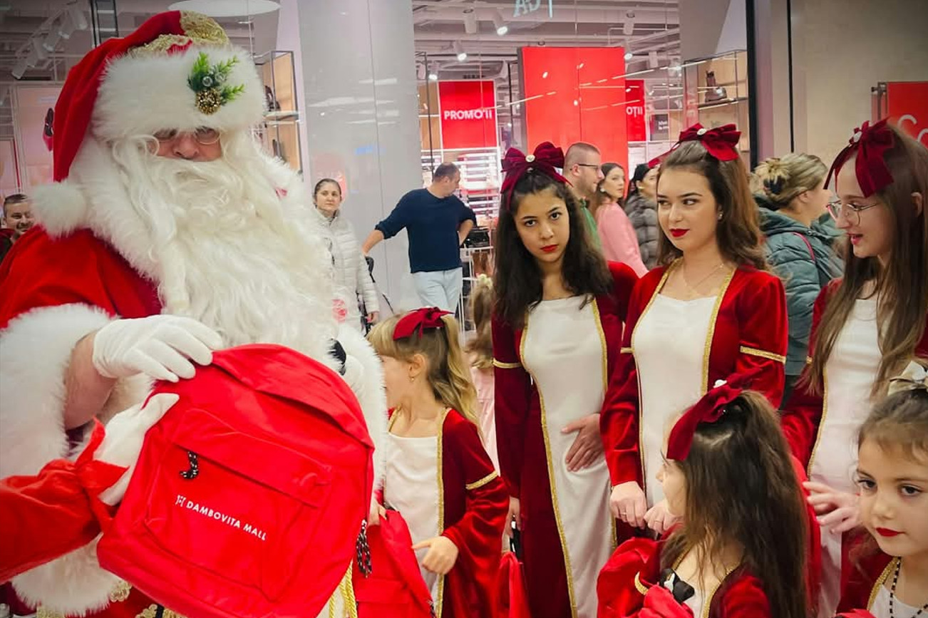 Magia Crăciunului a pătruns la Dâmbovița Mall: O seară plină de bucurie și emoție.