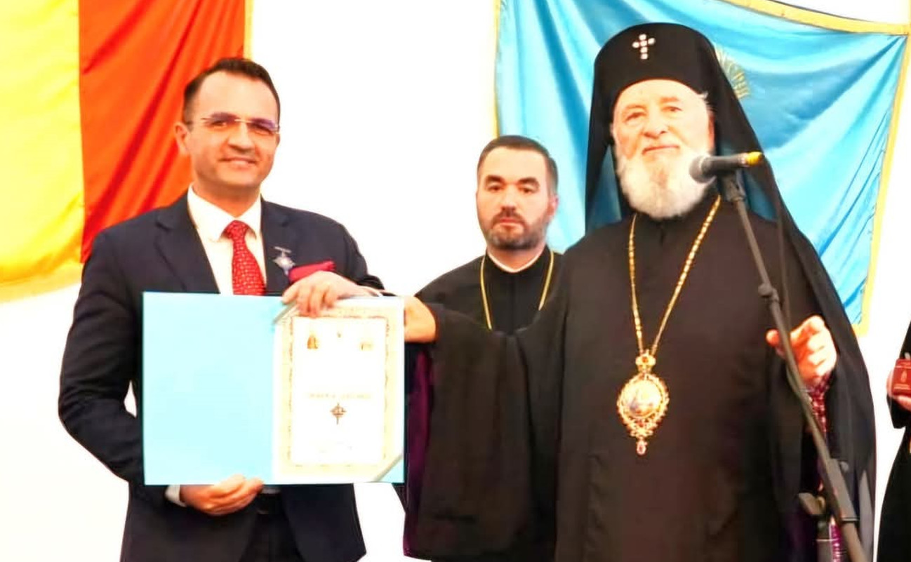 Târgoviște a celebrat cu mare evlavie împlinirea a 25 de ani de păstorire a ÎPS Nifon la cârma Arhiepiscopiei Târgoviștei.