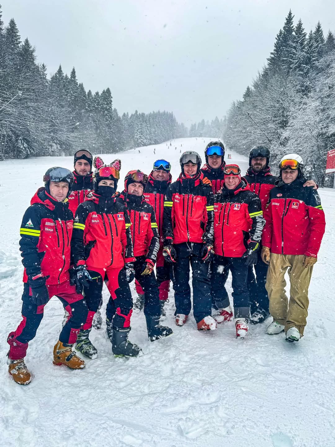 Colaborare interjudețeană remarcabilă între SPJ Salvamont Salvaspeo Dâmbovița și SPJ Salvamont Brașov