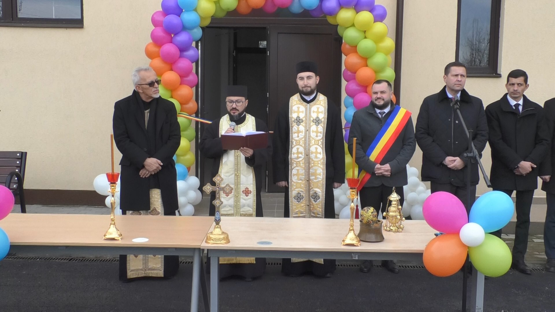 La Vulcana Pandele s-a inaugurat o școală nouă și ultramodernă, astăzi, comunitatea din Vulcana Pandele a celebrat un moment deosebit