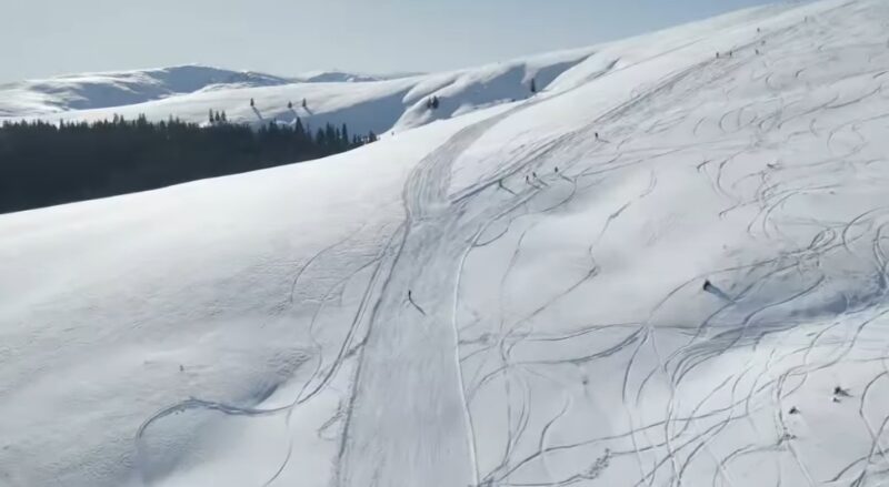 Vâlcea devine destinație de top pentru iubitorii sporturilor de iarnă: Domeniul Schiabil Transalpina-Voineasa te așteaptă Vâlcea devine destinație de top pentru iubitorii sporturilor de iarnă. Iarna aceasta, județul Vâlcea atrage tot mai mulți turiști datorită pârtiilor