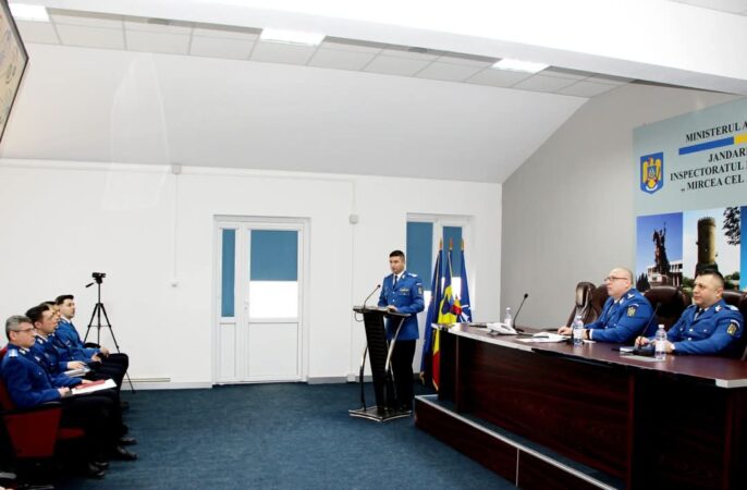 Jandarmeria Dâmbovița: Bilanțul unui an de misiuni și realizări remarcabile Jandarmeria Dâmbovița a avut bilanțul pe anul 2024 la sediul Inspectoratului Județean de Jandarmi Dâmbovița, au fost prezentate