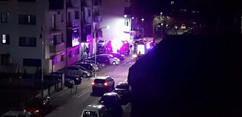 Incendiu stins rapid într-un apartament din Târgoviște: Pompierii au intervenit cu promptitudine Un incendiu a izbucnit seara trecuta într-un apartament situat pe strada Arcașilor din municipiul Târgoviște, afectând balconul locuinței.
