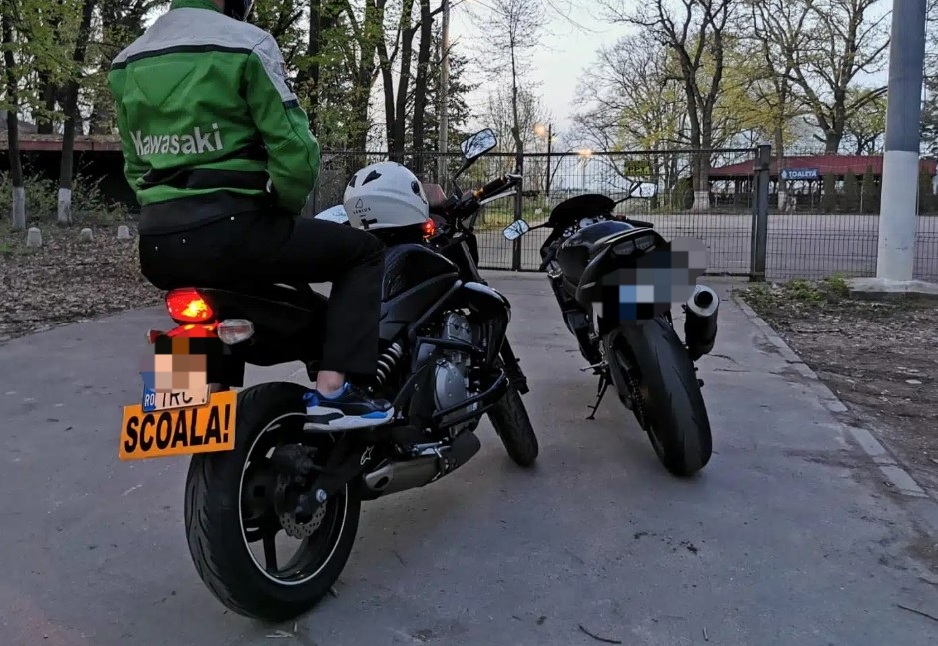 IMPORTANT : Șoferii cu permis de categoria B pot conduce motociclete începând cu 1 ianuarie 2025.