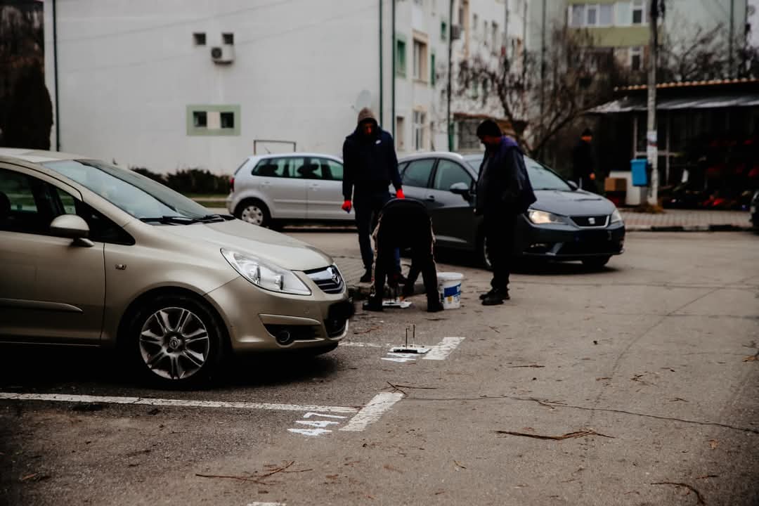 La Titu, a început în forță un proiect privind atribuirea locurilor de parcare și inventarierea tuturor garajelor.