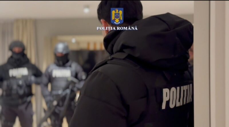 Percheziții în Târgoviște pentru destructurarea unei grupări infracționale.VIDEO Percheziții la Târgoviște, polițiștii din cadrul Poliției Municipiului Târgoviște, sub coordonarea unui procuror de la Parchetul