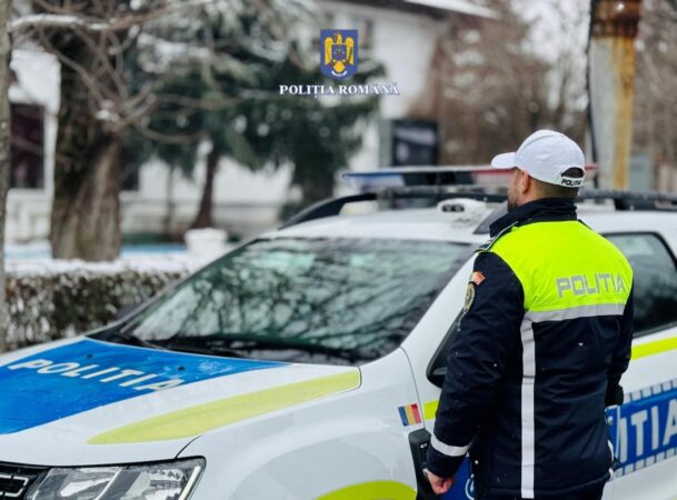 Atenție, șoferi și pietoni! În contextul avertizărilor meteorologice care vizează mai multe zone din țară, autoritățile din județul Dâmbovița reamintesc tuturor participanților la trafic importanța adoptării unui comportament preventiv pe drumurile publice.