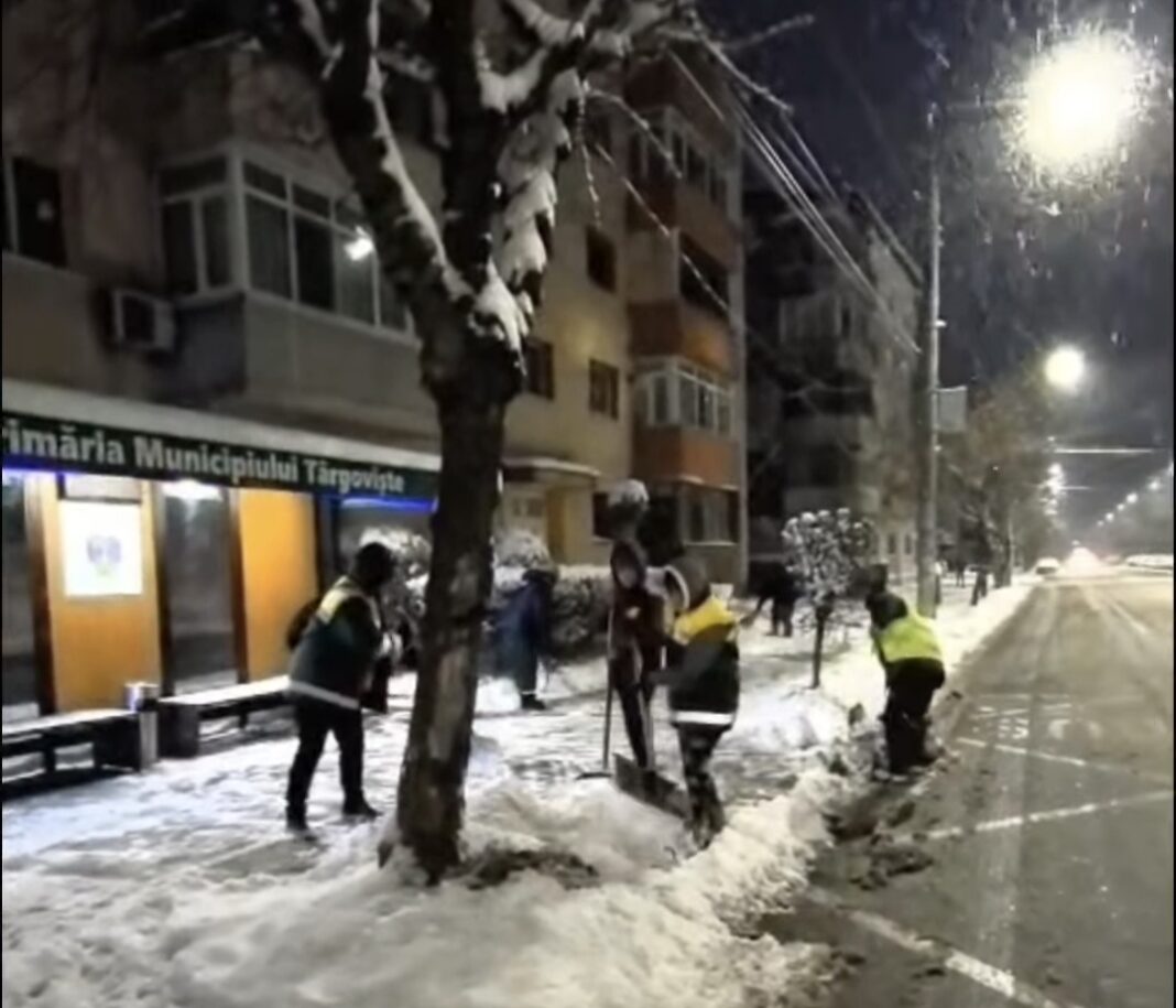 Târgoviște, în plin sezon de iarnă, primarul municipiului Târgoviște, Cristian Daniel Stan, a anunțat astăzi că autoritățile locale sunt deja la datorie în fața vremii capricioase