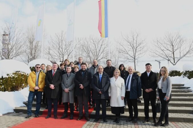 Universitatea „Valahia” din Târgoviște, gazda unui eveniment de prestigiu european Pe 19 februarie 2025, Universitatea „Valahia” din Târgoviște a fost onorată de vizita oficială a Ambasadorului Portugaliei în România, Excelența Sa Paulo Cunha ALVES,