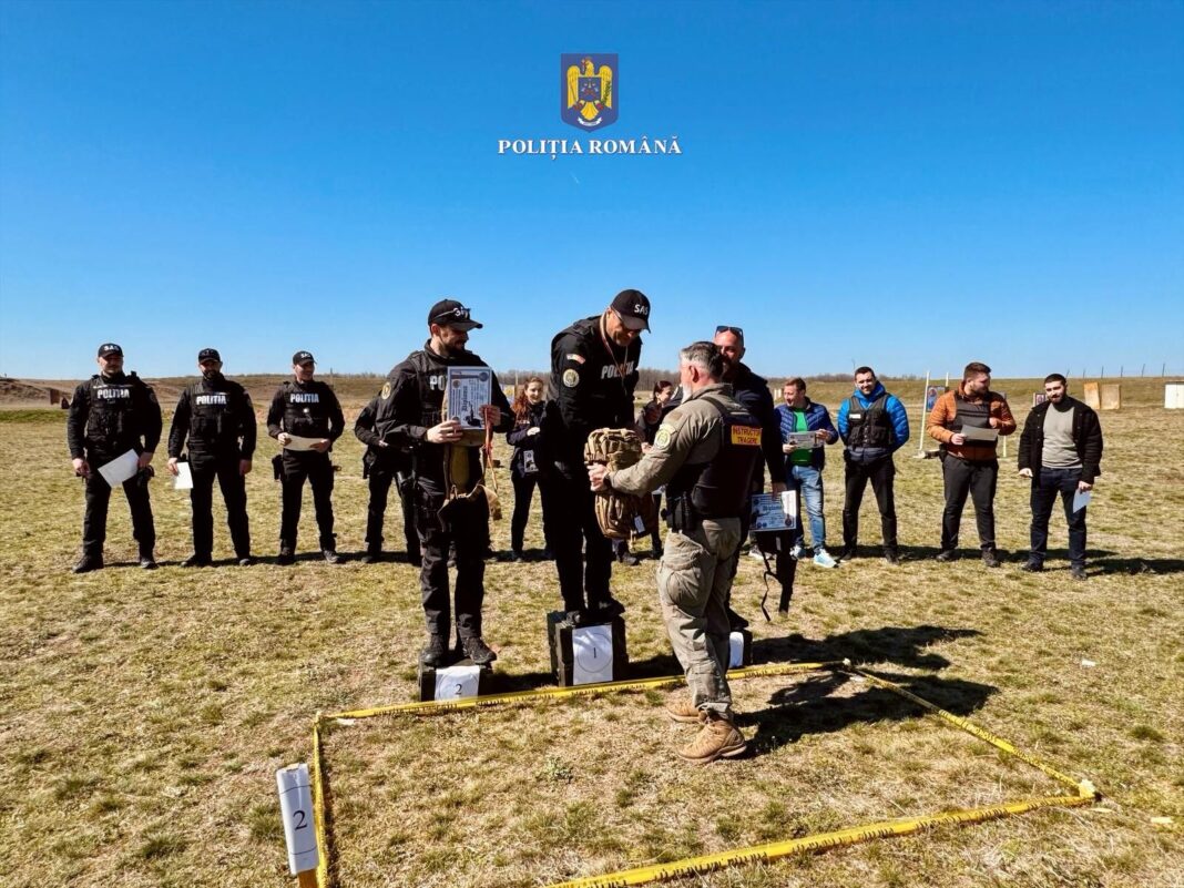 Astăzi, polițiștii din cadrul Inspectoratului de Poliție Județean Dâmbovița au avut oportunitatea de a-și testa abilitățile de tragere și viteza de reacție în cadrul unui concurs desfășurat la Poligonul din comuna Produlești.
