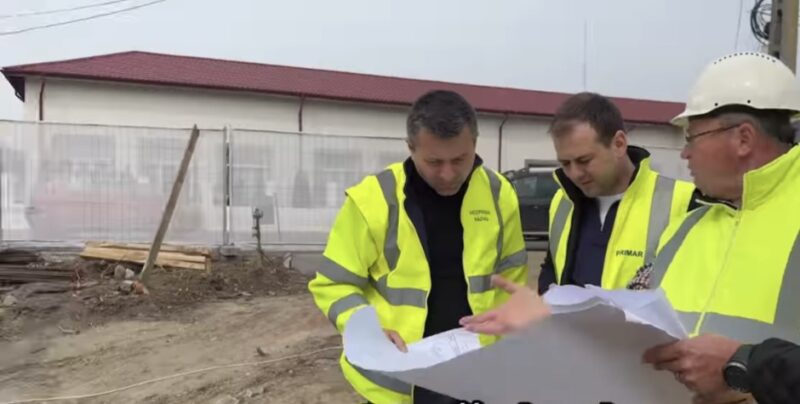 Răzvad dă startul unui proiect esențial pentru seniorii din localitate: Centru de zi pentru Asistență și Recuperare Comuna Răzvad face un pas important în sprijinul persoanelor vârstnice din localitate, prin demararea lucrărilor pentru construirea unui Centru de zi de Asistență și Recuperare pentru Persoane Vârstnice
